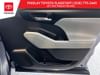 52 thumbnail image of  2023 Toyota Highlander XLE