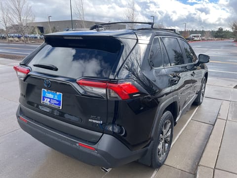 2022 Toyota RAV4 XLE Premium