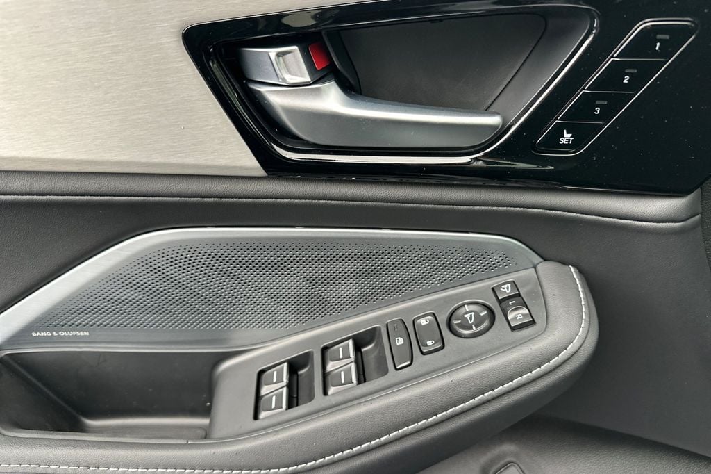 2026 Acura MDX Technology Package - Photo 7