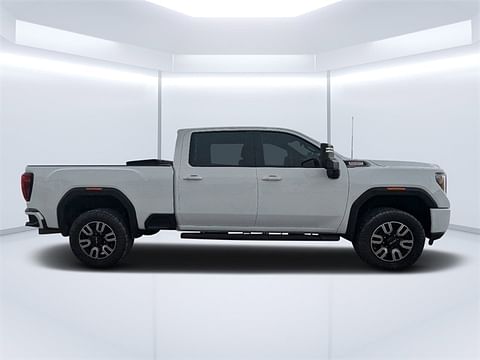 1 image of 2022 GMC Sierra 2500HD AT4