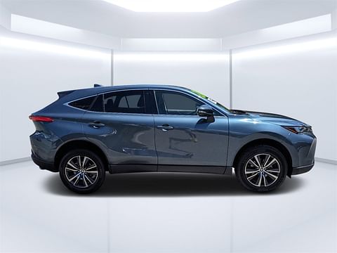 1 image of 2022 Toyota Venza LE Hybrid