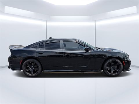 1 image of 2018 Dodge Charger R/T