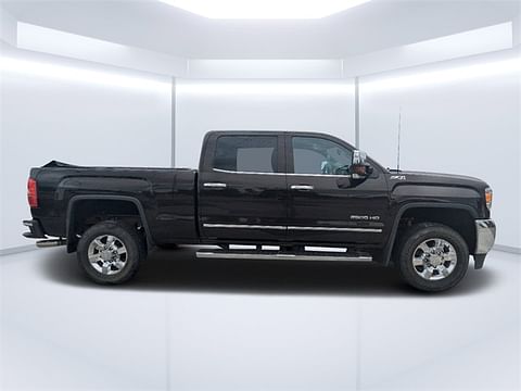 1 image of 2019 GMC Sierra 2500HD SLT