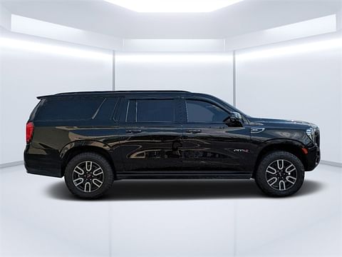 1 image of 2022 GMC Yukon XL AT4