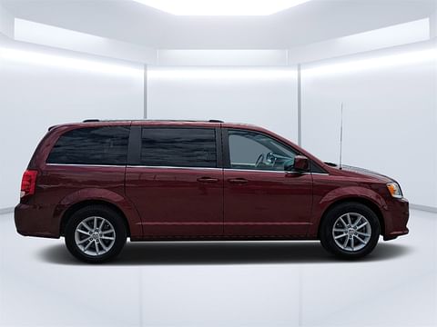 1 image of 2019 Dodge Grand Caravan SXT