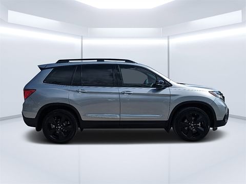 1 image of 2020 Honda Passport Elite