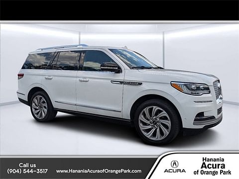 1 image of 2022 Lincoln Navigator Reserve