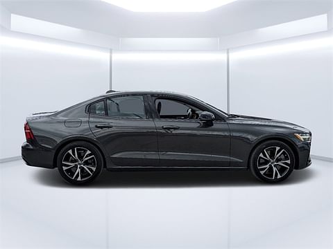 1 image of 2021 Volvo S60 Recharge Plug-In Hybrid T8 R-Design Expression