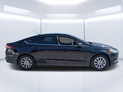 1 image of 2016 Ford Fusion S