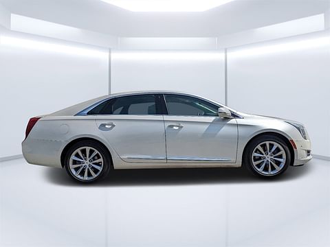 1 image of 2014 Cadillac XTS Luxury