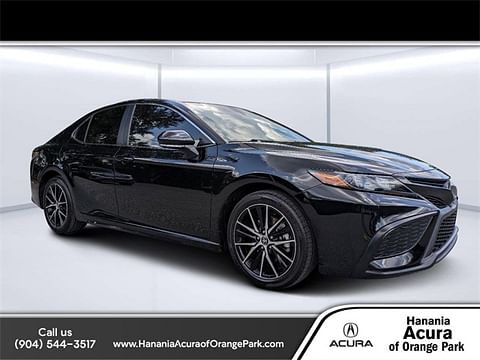 1 image of 2023 Toyota Camry SE