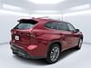 2 thumbnail image of  2022 Toyota Highlander Platinum