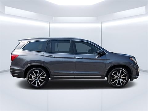 1 image of 2021 Honda Pilot Touring