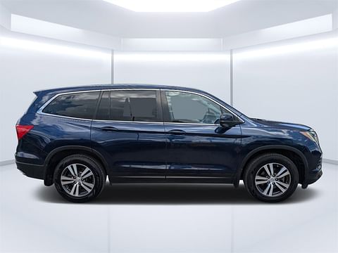 1 image of 2018 Honda Pilot EX