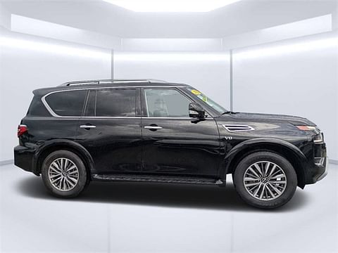 1 image of 2022 Nissan Armada SL