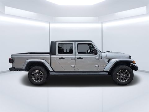 1 image of 2020 Jeep Gladiator Overland