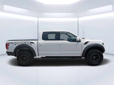 1 image of 2018 Ford F-150 Raptor