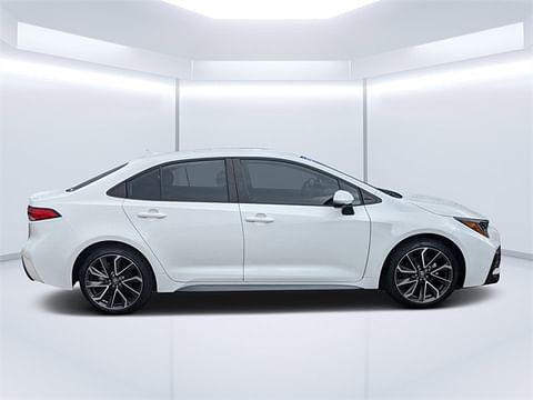 1 image of 2022 Toyota Corolla SE