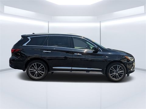 1 image of 2018 INFINITI QX60 Base