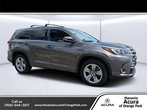 1 image of 2018 Toyota Highlander XLE