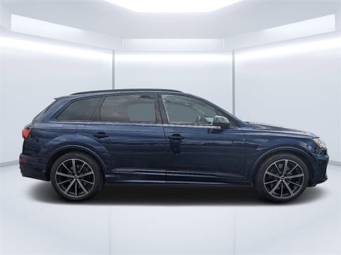 1 image of 2021 Audi SQ7 Prestige