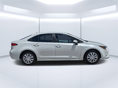 1 image of 2021 Toyota Corolla LE