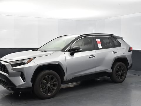 1 image of 2023 Toyota RAV4 Hybrid XSE