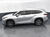 30 thumbnail image of  2020 Toyota Highlander Hybrid XLE