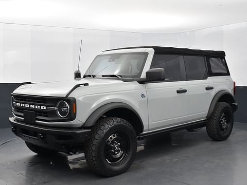 1 image of 2022 Ford Bronco Black Diamond