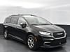 7 thumbnail image of  2022 Chrysler Pacifica Limited