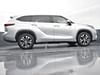 42 thumbnail image of  2020 Toyota Highlander Hybrid XLE