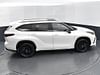 36 thumbnail image of  2024 Toyota Highlander XSE