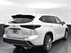 5 thumbnail image of  2024 Toyota Highlander Platinum