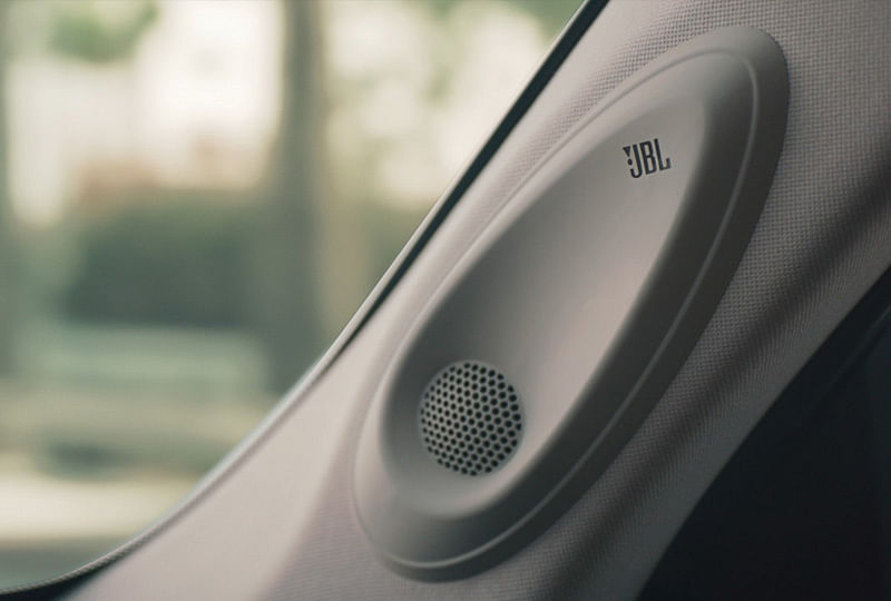 2024 Toyota Highlander Premium Audio System