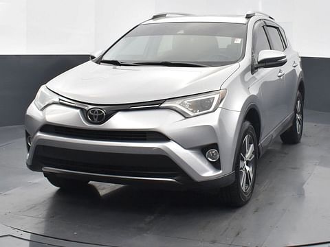 1 image of 2017 Toyota RAV4 XLE