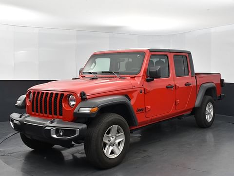 1 image of 2023 Jeep Gladiator Sport S