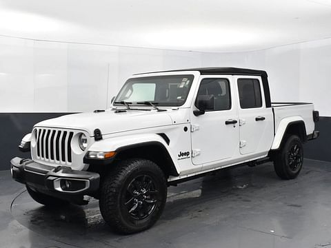 1 image of 2021 Jeep Gladiator Sport S