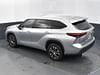 31 thumbnail image of  2020 Toyota Highlander Hybrid XLE