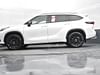 40 thumbnail image of  2024 Toyota Highlander XSE