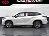 2 thumbnail image of  2024 Toyota Highlander Platinum