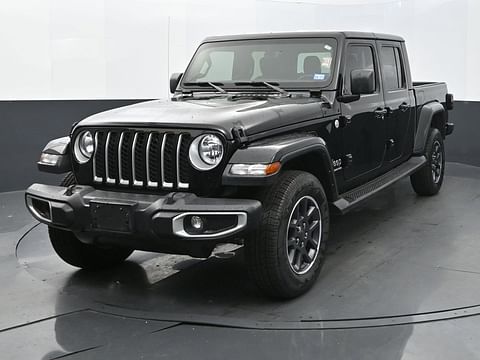 1 image of 2022 Jeep Gladiator Overland