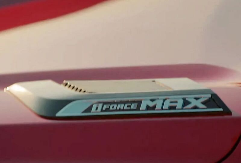 Depiction of the 2023 Toyota Tundra i-FORCE MAX's hood Technology-Depiction of 14' Medai Screen