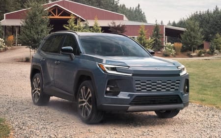 Which compact SUV offers better powertrain flexibility for Owens Cross Roads, AL commuters — 2026 Toyota RAV4 or 2026 Nissan Rogue?