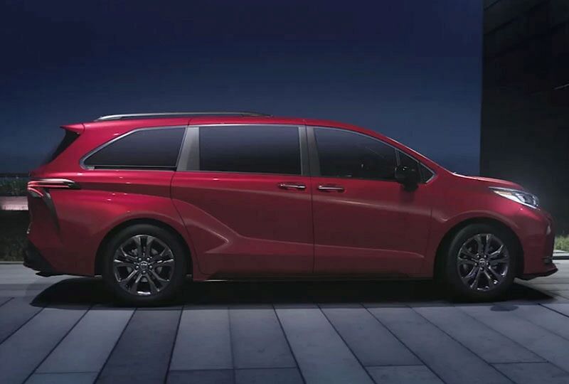 2022 Sienna pictured at night with headlights on