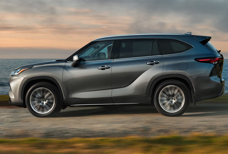 2024 Toyota Highlander Hybrid Performance