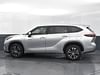 2 thumbnail image of  2020 Toyota Highlander Hybrid XLE