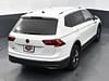 32 thumbnail image of  2022 Volkswagen Tiguan SE