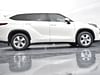 43 thumbnail image of  2020 Toyota Highlander L