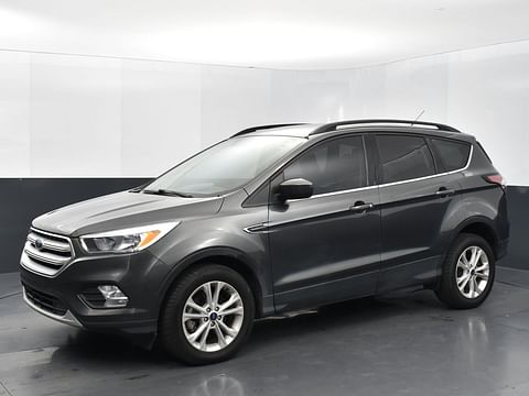 1 image of 2018 Ford Escape SE