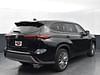 5 thumbnail image of  2022 Toyota Highlander Platinum